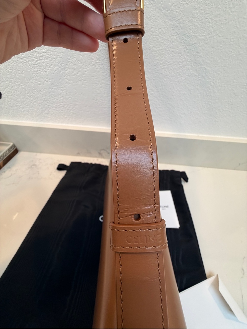 NEW CELINE CLASSIQUE TRIOMPHE BAG IN SHINY CALFSKIN IN TAN/GOLD HARDWARE - Picture 16 of 16